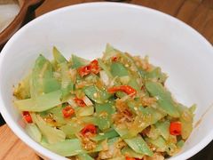 鲜藠头炒莴笋片-费大厨辣椒炒肉(万家丽一店)