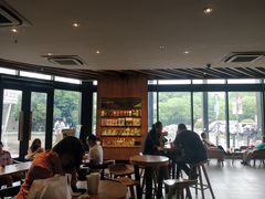 -星巴克臻选(莘庄仲盛店)