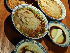 -钟方模白家肥肠粉(春熙店)