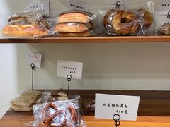 -雀食面包店(钟楼店)