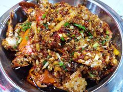 -凤凰路何眼镜香辣蟹(花果园店)