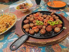 -乡村馕坑肉·烧烤·新疆菜·本地人更爱吃(阿勒泰首店)