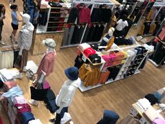 -优衣库(深圳万象天地旗舰店)