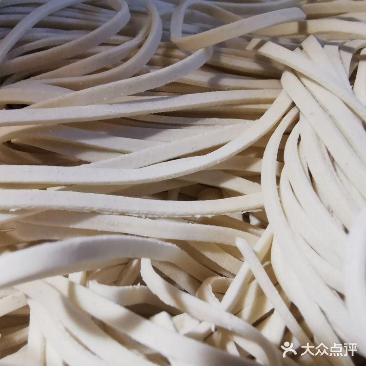 葱油拌面，吃上一口，就让你念念不忘