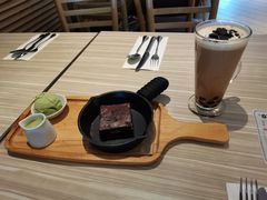 -必胜客(证大大拇指店)
