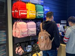 -SKECHERS 斯凯奇(上海国际时尚中心店)