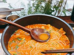 -银米·云南传统过桥米线(双廊黑金冠店)