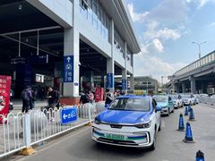 -昆明火车站(地铁站)