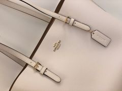 -COACH蔻驰(百联奥特莱斯广场店)