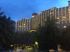 -三亚湾海居铂尔曼度假酒店