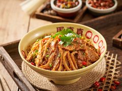 -周真真南昌拌粉·瓦罐汤(光启城店)