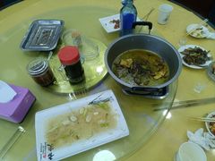 -炕锅羊肉土火锅面片大王