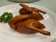 玻璃脆皮乳鸽-利苑酒家(金宝店)