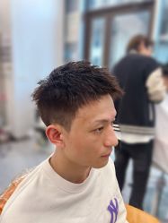 -豪斯塔美发连锁