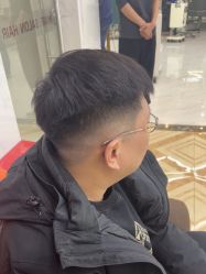 -秦·专注剪发