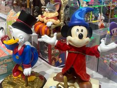 -泡泡玛特POPMART(侨福芳草地店)