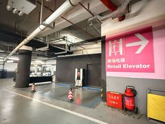 -梅赛德斯奔驰文化中心·停车场