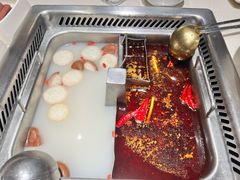 -海底捞火锅鲜切牛肉主题店(长寿路店)