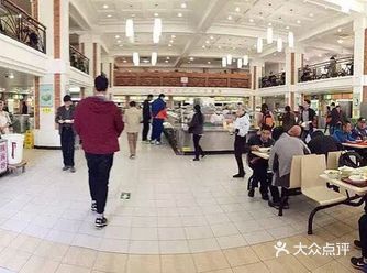 曾经广泛流传的一条“北大学生站着吃饭”的段子