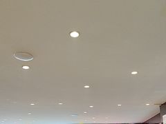 -川流不息·地道川菜·小龙虾(松东路店)