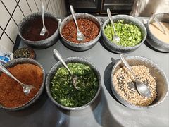 -黔有有贵州酸汤夺夺粉火锅(五味十字店)