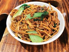 -琥珀老六龙虾(四里河店)
