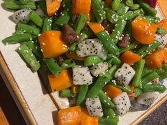 火龙果百合炒牛柳-上楼私房菜(院士路店)