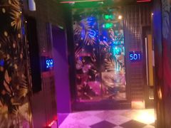 -好乐迪(张扬路八佰伴店)