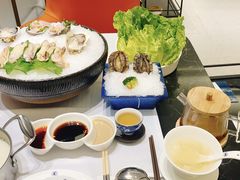 -红鼎豆捞·非遗鲍皇汤火锅(宝丰路店)