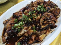 豉油蒸鸭嘴鱼肉-鲤鱼塘农家山庄