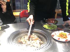 -马路牙子烧烤音乐酒馆(望京店)
