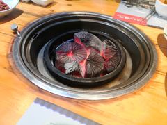 -唯成•韩国炭火烤肉 유성고기