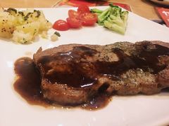 -必胜客(中大银泰店)