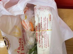 -Bánh Mì Huynh Hoa