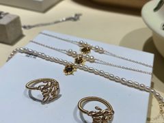 -LADY FAFA(巨鹿路陕西南路路口店)