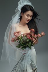 -乐派诗婚纱摄影