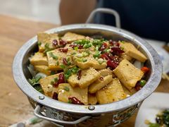 干锅千页豆腐-溢心园香河肉饼总店