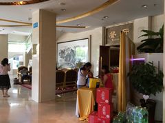 -西港航空酒店(银川南门广场机场巴士店)