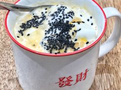 冰淇淋打蛋-堂屋糖水店(愚园店)