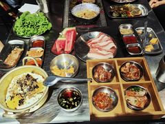 -马路牙子地桌烤肉(工体店)