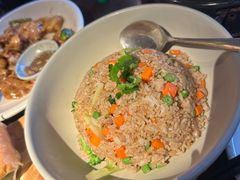 -大头虾越式风味餐厅(光明广场店)