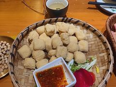 -老滇山寨•云南特色菜•地方菜•民族风情歌舞表演(金碧店)