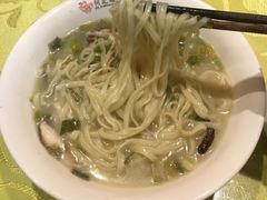 -何记面馆(龙泉山店)
