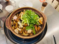 -胡须佬鸡煲四季火锅店(石厦西村直营店)