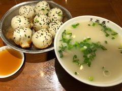 -三两春肚肺汤(崂山路店)