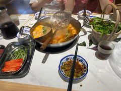 -王奋斗贵州酸汤牛肉火锅