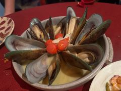 香茹炒青口贝-BROWNSTONE布朗石西班牙餐厅(富城店)