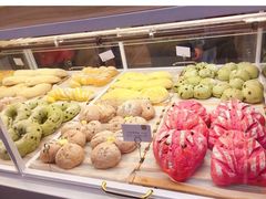 -奈雪的茶(湖滨银泰in77C区PRO店)