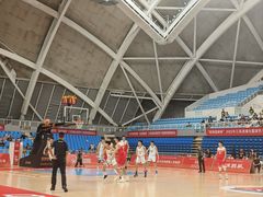 -宜兴市体育中心