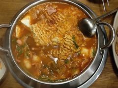 部队锅-包装马车·韩国料理·포장마차